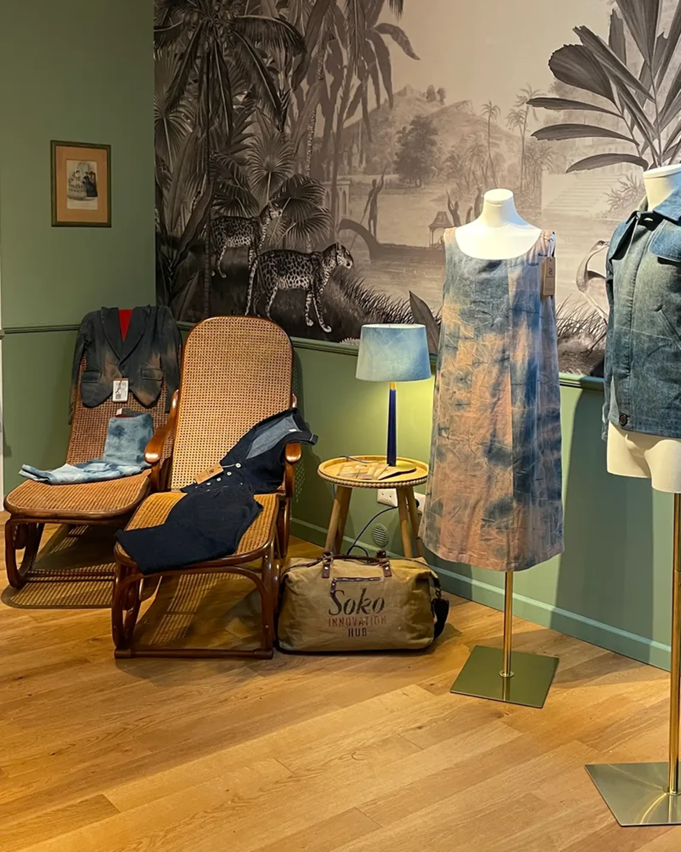 Sturlini Firenze x Pioneer Denim a favore di Amref